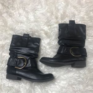 American Eagle | Cute black short boots size 6 1/2